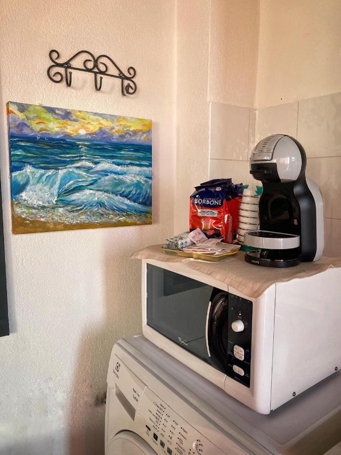Hikkara Home Airport, Sea And Beach 카리니 외부 사진